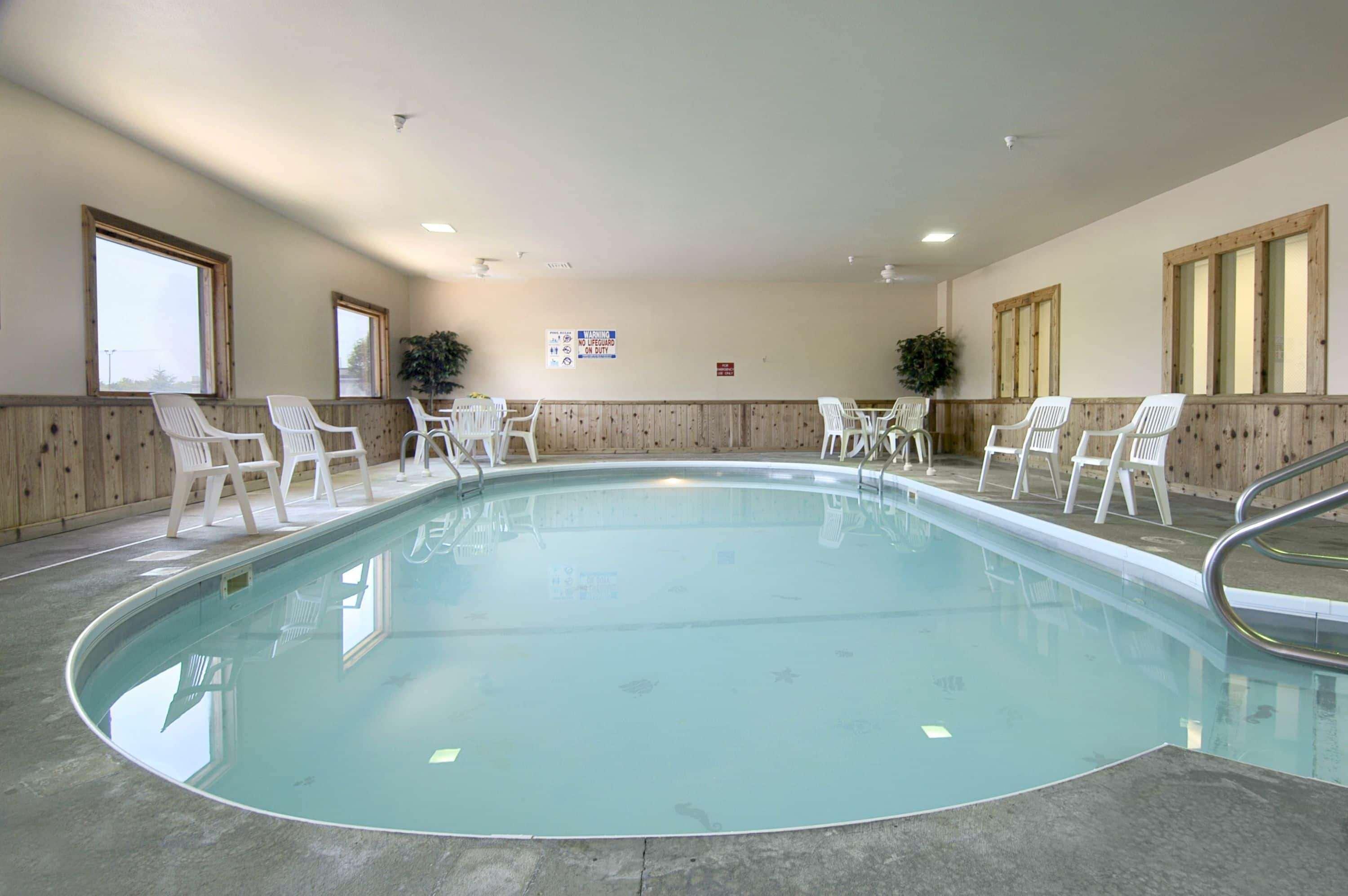 Super 8 By Wyndham Mason City Εξωτερικό φωτογραφία