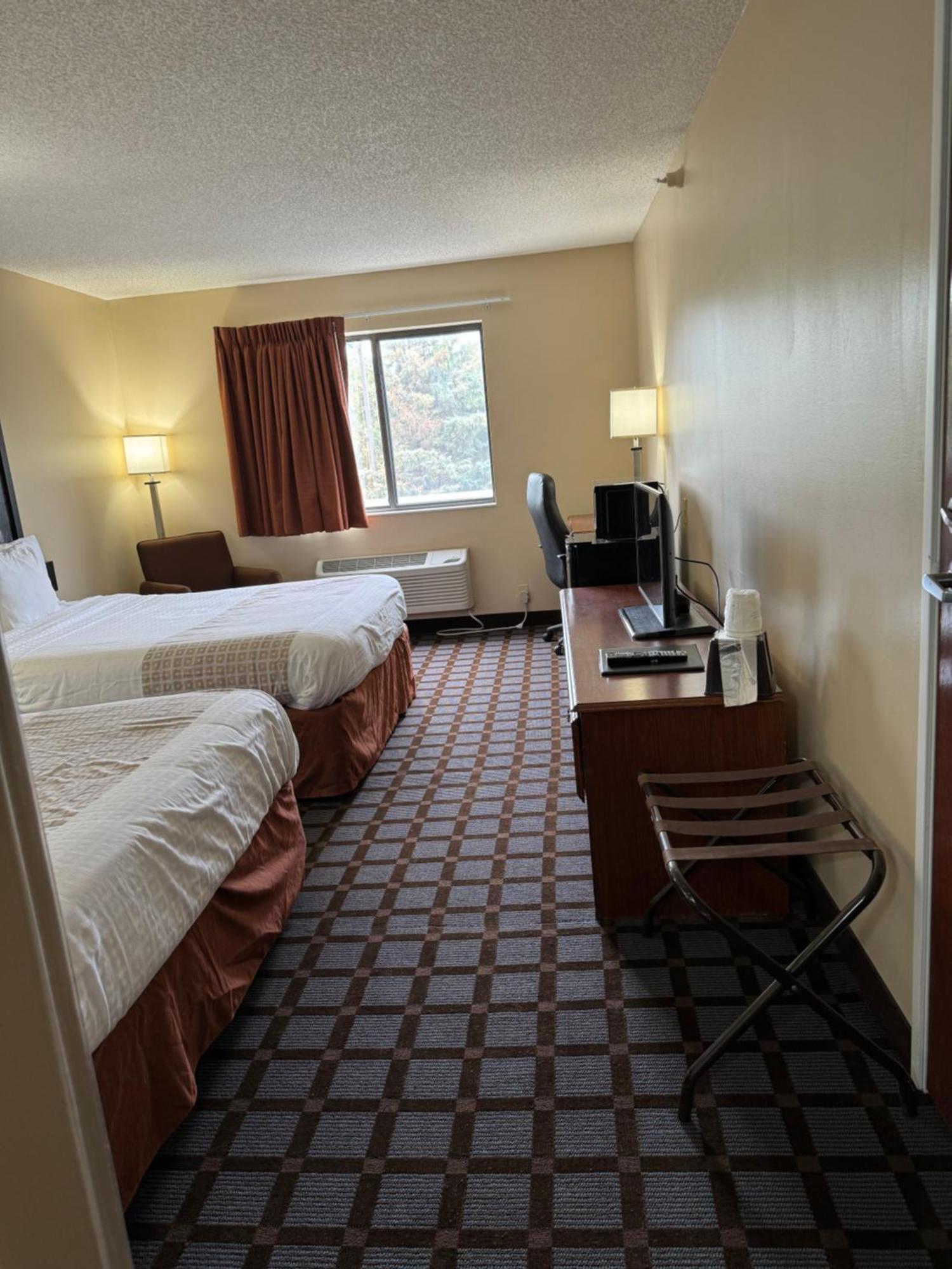 Super 8 By Wyndham Mason City Εξωτερικό φωτογραφία