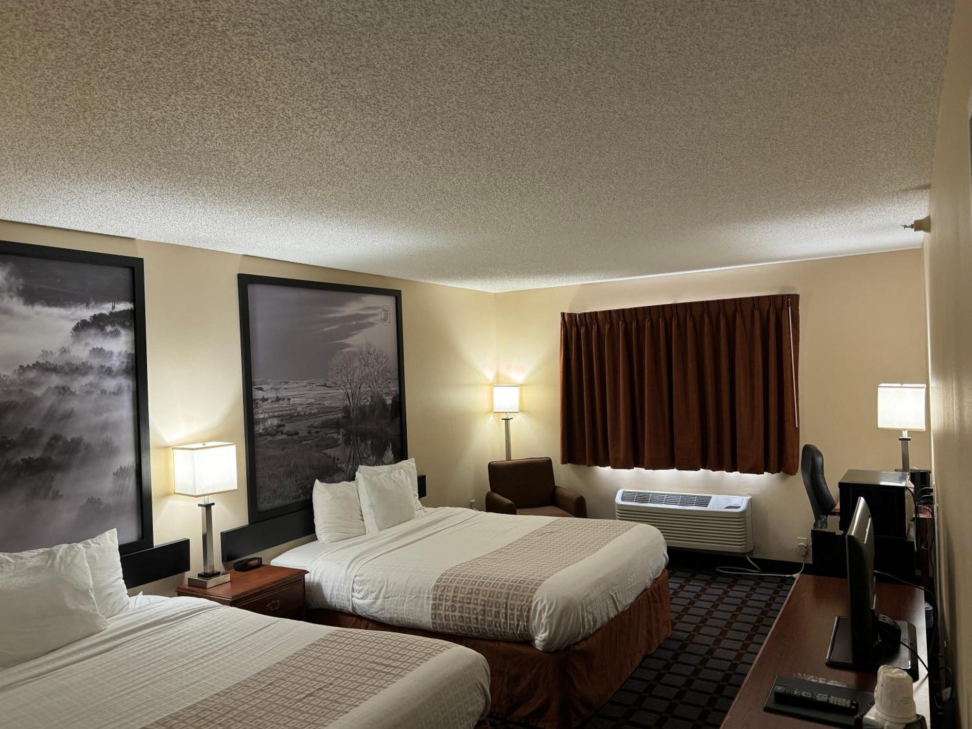 Super 8 By Wyndham Mason City Εξωτερικό φωτογραφία