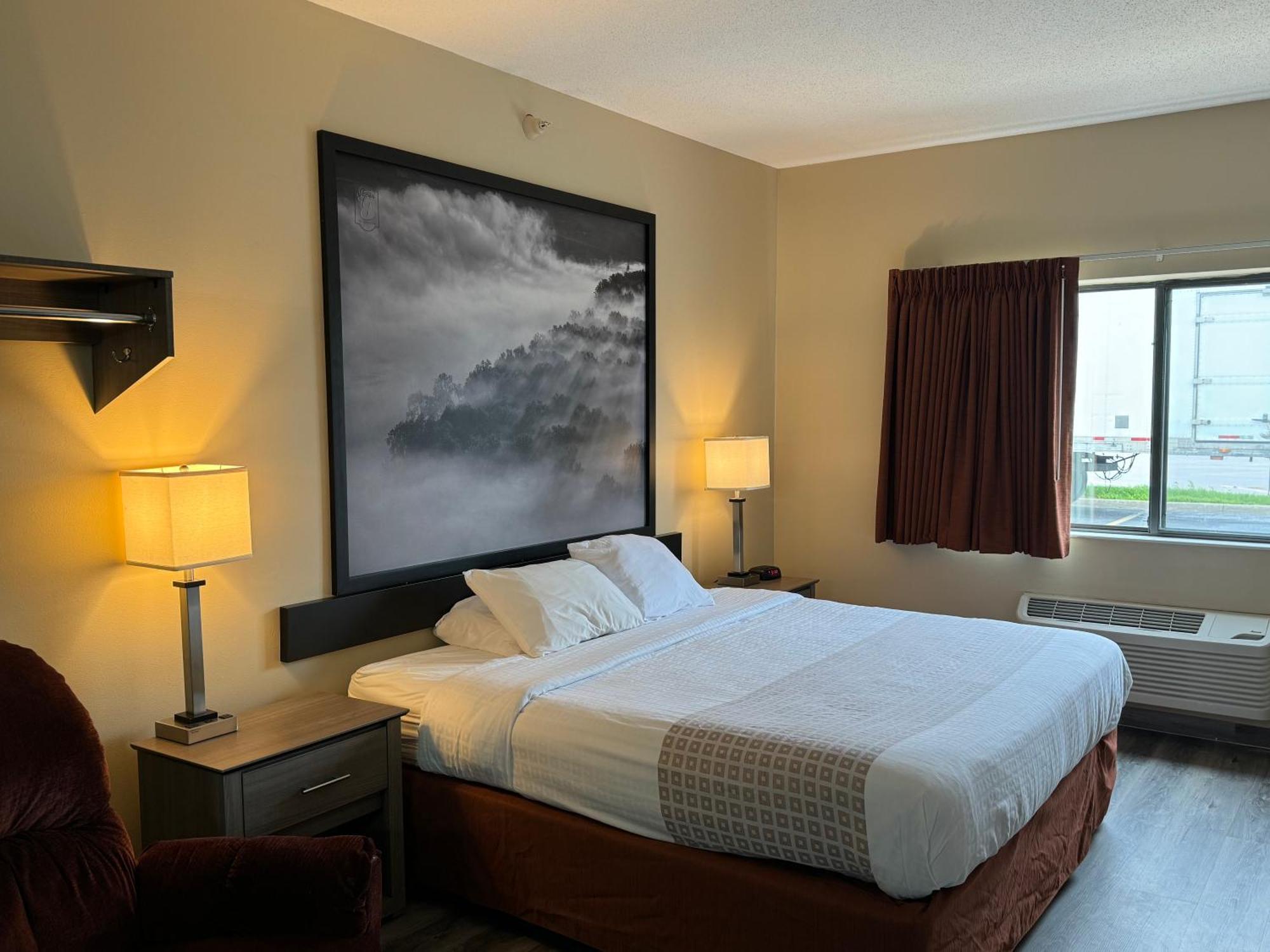 Super 8 By Wyndham Mason City Εξωτερικό φωτογραφία